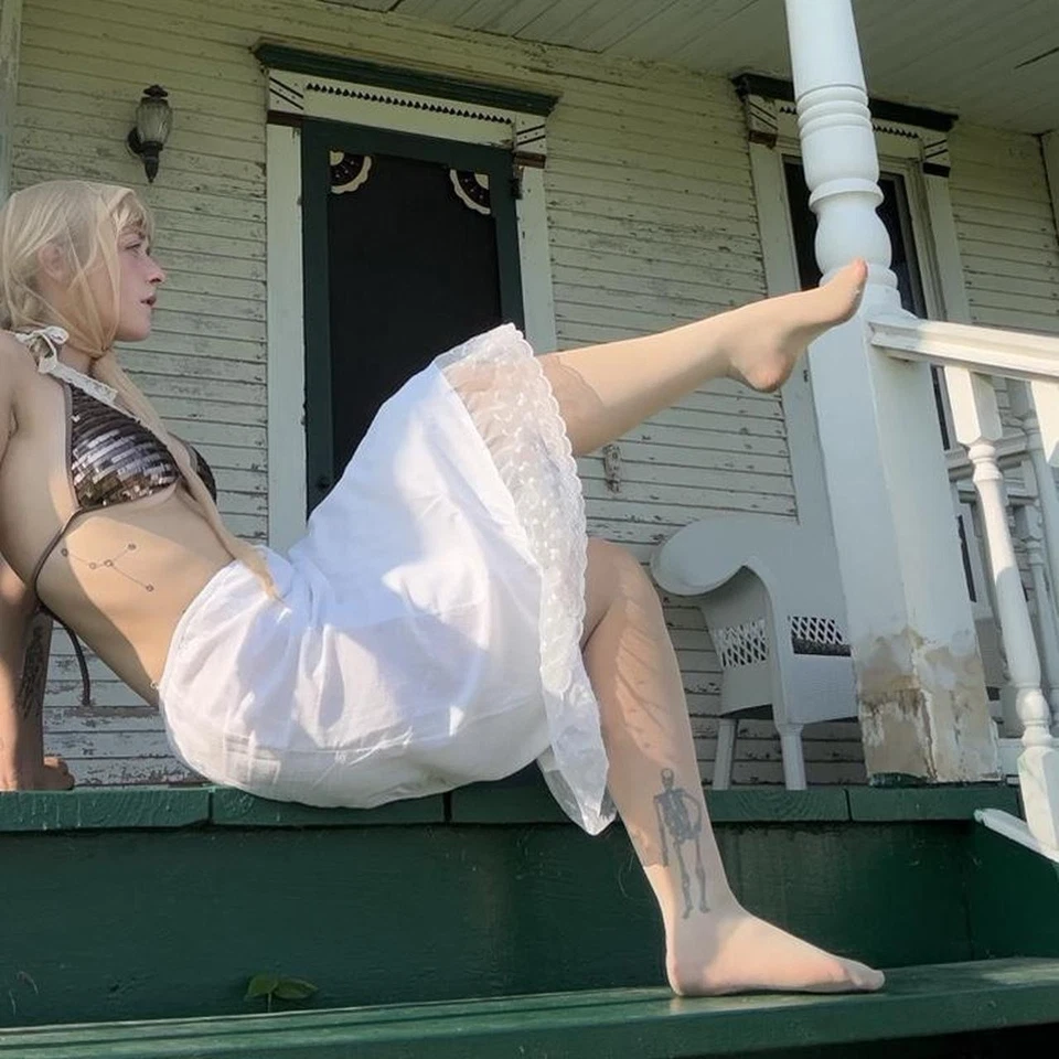 Falda sin tirantes de ángel de encaje vintage Foto 2 de 4