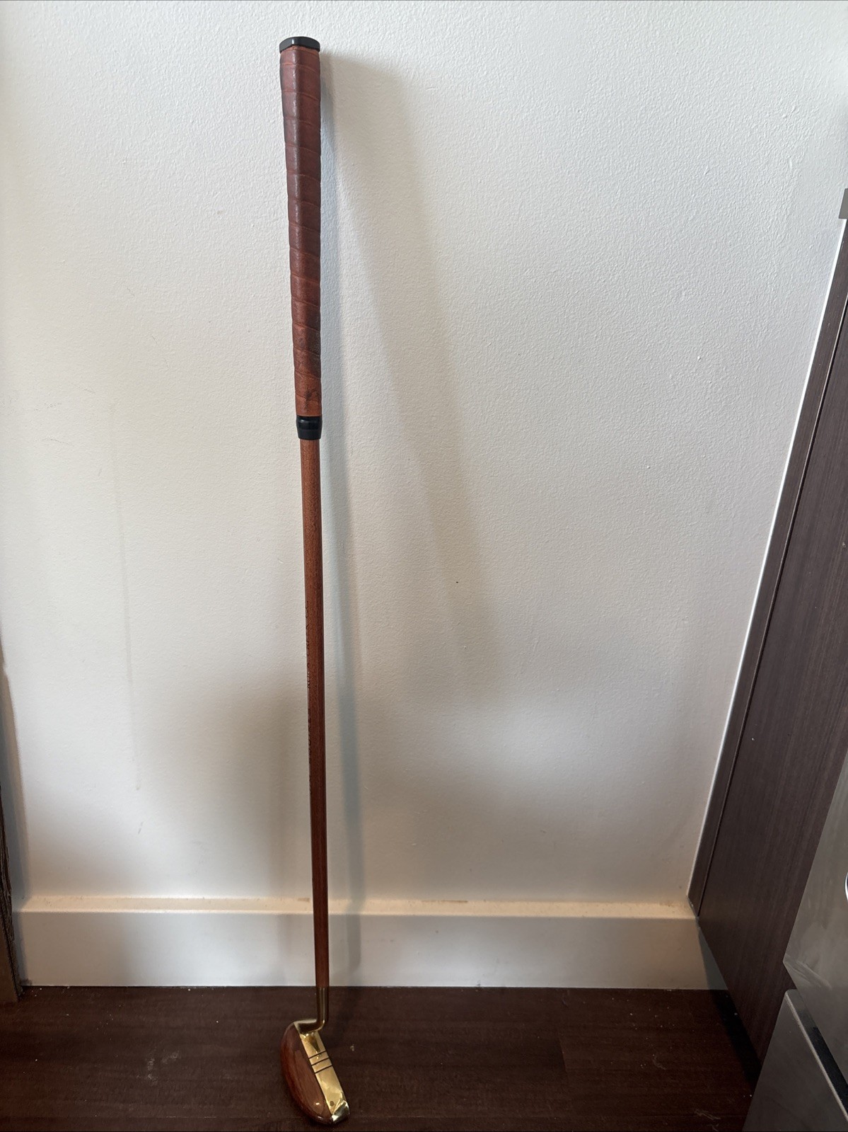 Picture 1 of 5