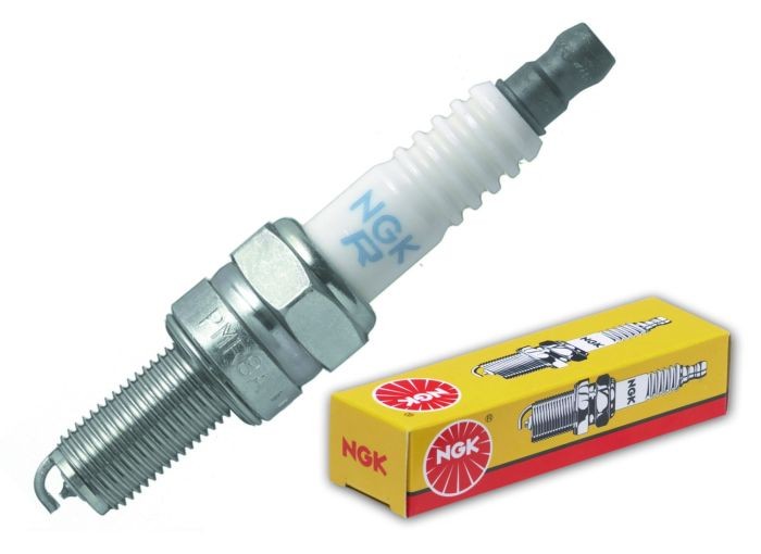 NGK 4717 Fits PMR9B Laser Platinum Spark Plug For Optimal Engine Performance