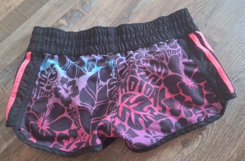 Girls Adidas Shorts Size S - Picture 2 of 3