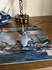 Incomplete LEGO Agents: Speedboat Rescue (8633)