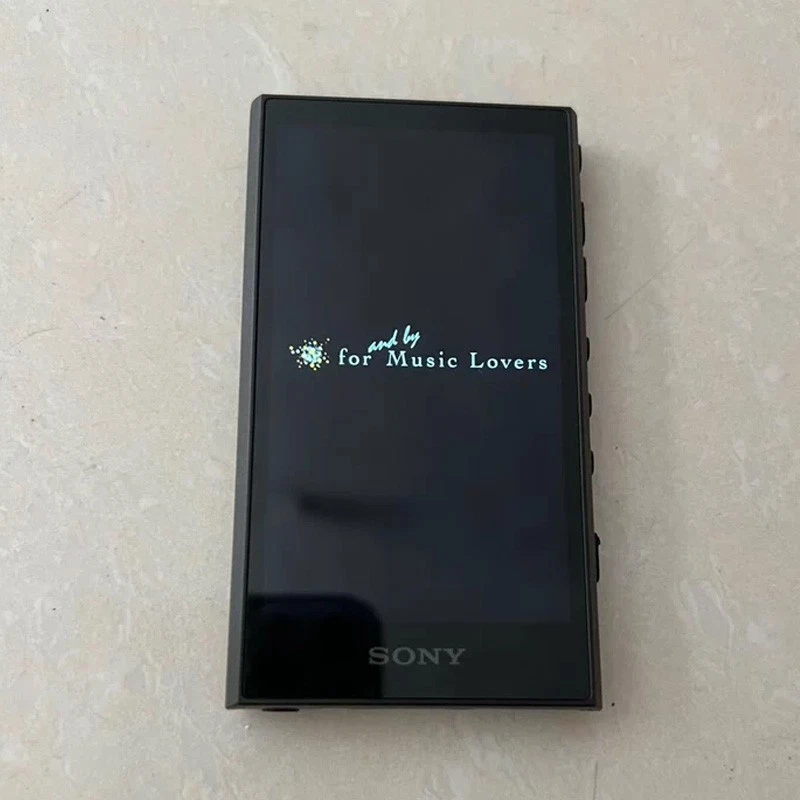 Sony NW-A306 Walkman 32GB Hi-Res Portable Digital Music Multimedia Player - Image 4 of 4