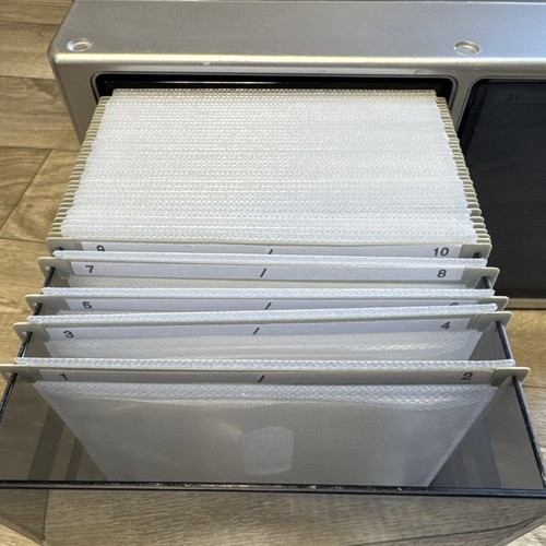 HIPCE Touch Button Auto Open 160 CD Aufbewahrungsbox - Silber Slide-Out Case Y2K - Bild 7 von 24