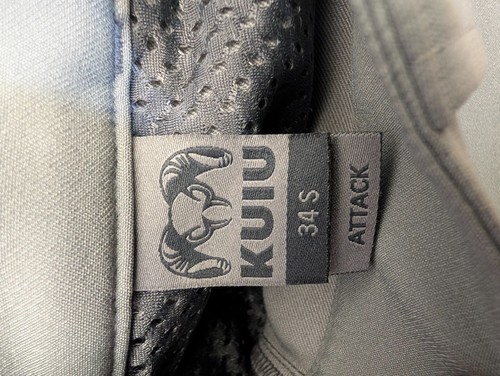 Kuiu Attack Pants Mens 34S Gray Stretch Hiking Tactical Outdoor Straight Leg NWT - Picture 3 of 4