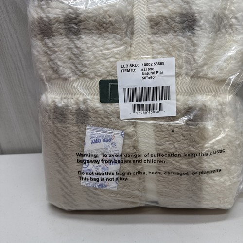 LL Bean Plaid Sherpa Throw 50"x 60" NEW - Picture 10 of 11