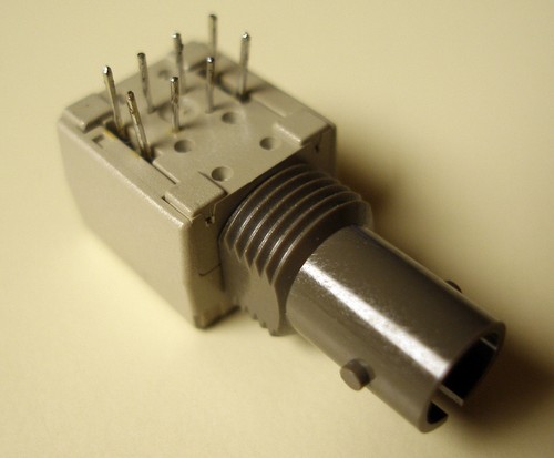 Agilent HFBR-2416T Miniature 820nm Fiber Optic Receiver with Threaded ST Port - Picture 4 of 5