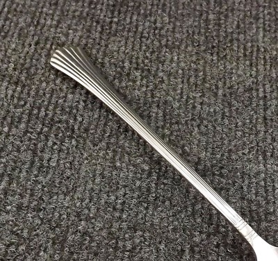 Farberware Heron Stainless Set 6 Iced Tea Spoons  Fan Shape with Lines 7 3/8''