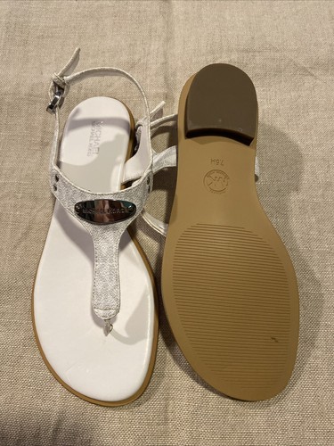 Sandalias para mujer Michael Kors MK Logo correa en el tobillo correa en T - blancas, talla 7,5 - Imagen 4 de 4
