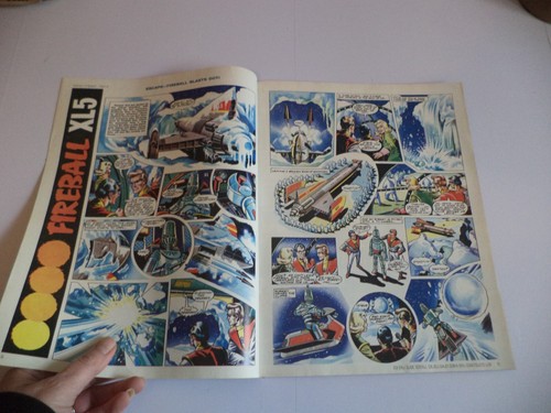 THUNDERBIRDS THE COMIC MAGAZINE NO 66 OLD VINTAGE MAGAZINE 29 APRIL 1994 - Picture 2 of 2