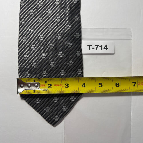 Giorgio Armani Men Silver Striped 100% Silk Necktie Handmade In Italy - Picture 2 of 7