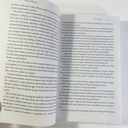 The Maid by Nita Prose 2023 Trade Paperback - Foto 9 di 12