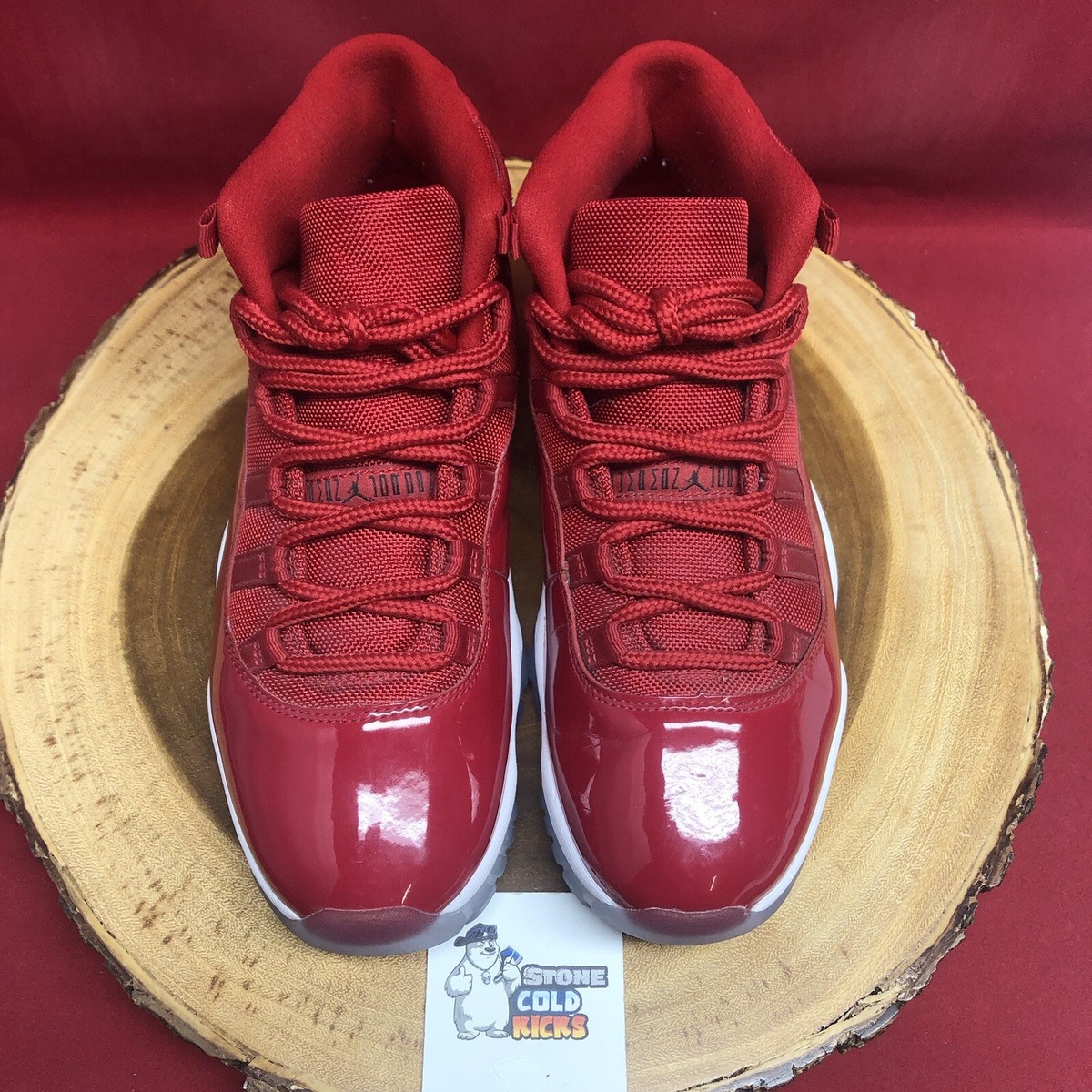 Nike Air Jordan 11 XI Win Like 96 size 9 378037–623 Bred Concord