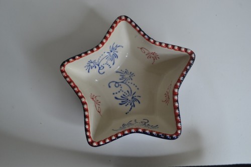 Temp-tations Star Serving Bowls Set of 4, Red/White/Blue, Firework - Picture 4 of 7