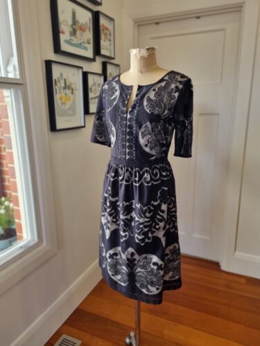 Laura Ashley size 10 black lace fit & flare style cocktail dress w/half sleeves - Picture 2 of 9