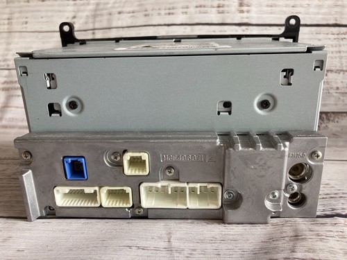 OEM 2010 2011 2012 Toyota Venza Radio Receiver MP3 6-Disc CD Player 86120-0T090 - Picture 3 of 6