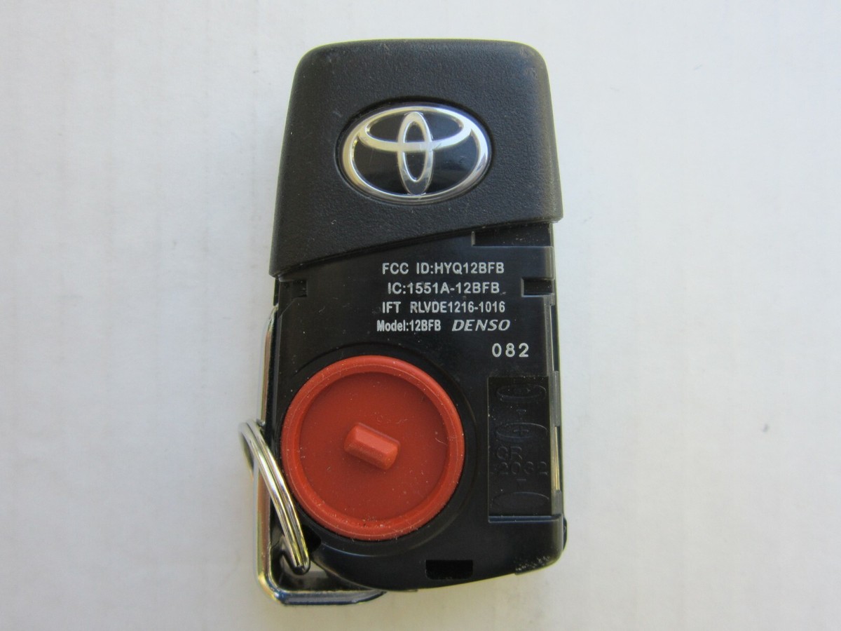 未使用　鍵　CAMRY OEM 2018-2022 TOYOTA CAMRY KEYLESS REMOTE ENTRY KEY FOB FLIP