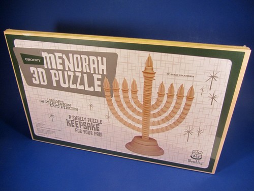 Rompecabezas 3D Wembley Hanukkah Menorá 38 piezas de madera precortadas a presión NUEVO - Imagen 1 de 4