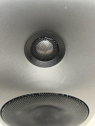 Genelec 8130A Digital Active Monitor speaker - Picture 2 of 5