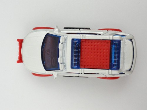 2013 Matchbox #72 Ford Explorer (White Fire Chief) - LOOSE - Picture 6 of 7