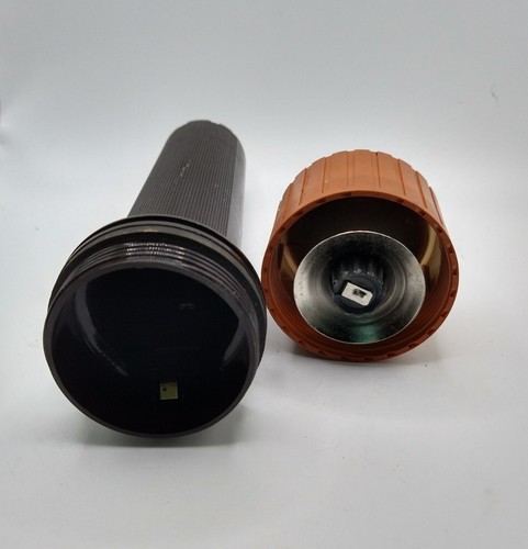 "Linterna de colección Duracell Durabeam 7,5"" negra naranja probada funciona celda D" - Imagen 5 de 6