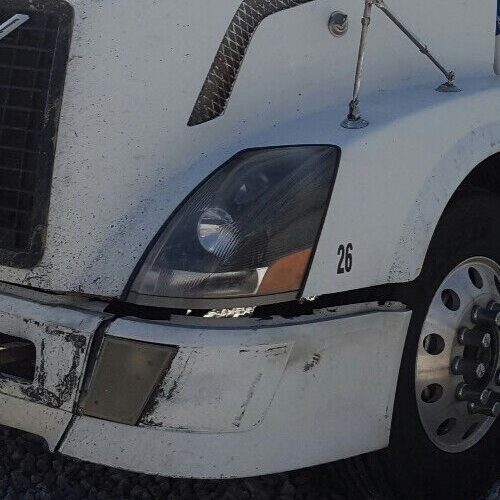Volvo VNL, 2003, 2004, 2005, 2006 - 2017, Grand General Left Projector Headlight - Picture 2 of 9