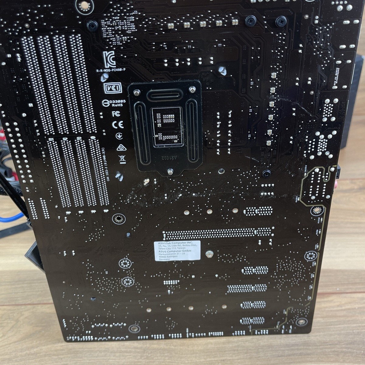 ASUS PRIME Z490-P Motherboard /corsair AX1600i Power Supply