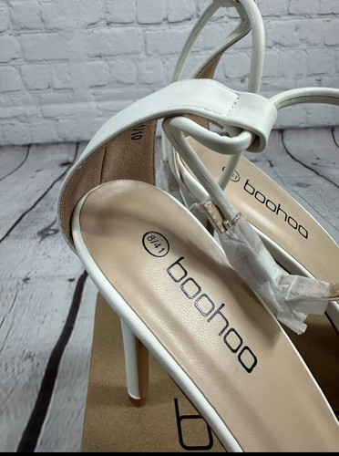 Boohoo White Cross Strap Stilleto Barely There Heels Women's Size 8 - Picture 2 of 8