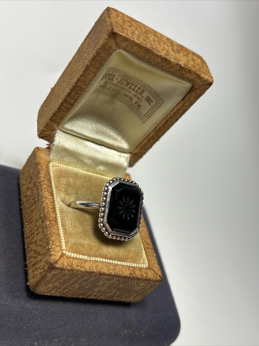 Authentic Tiffany & Co Sterling Silver Ziegfeld Black Onyx Authentic Tiffany & Co Sterling Silver Ziegfeld Black Onyx