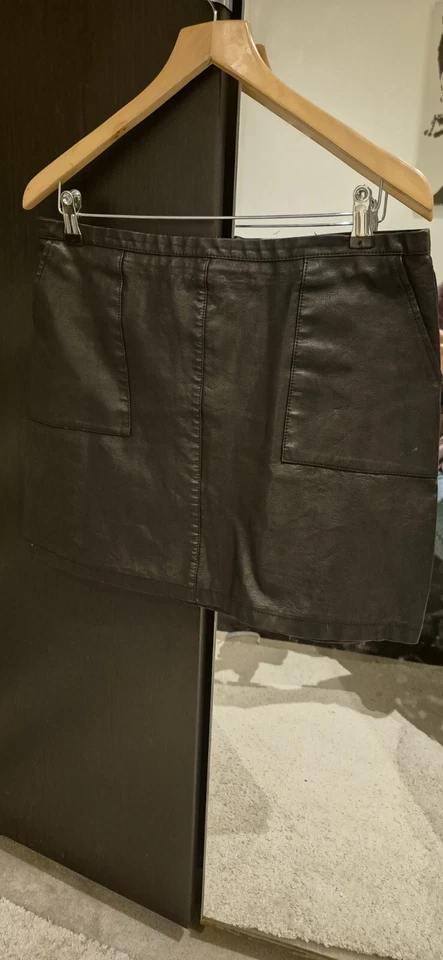 Юбка из искусственной кожи папайя размер 12 - Изображение 4 из 4