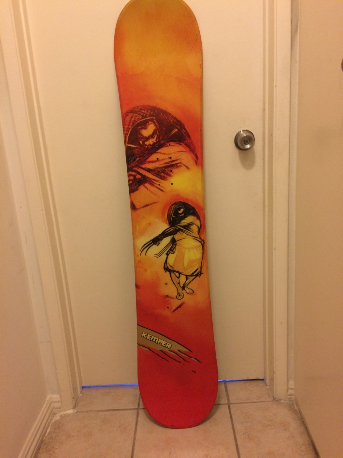 KEMPER 132 CM PRE-OWNED SNOWBOARD KEMPER 132 CM PRE-OWNED SNOWBOARD