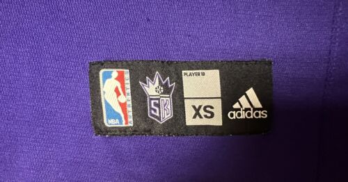 Mens Adidas Size XS TYREKE EVANS Kings NBA Basketball Jersey - Picture 3 of 5