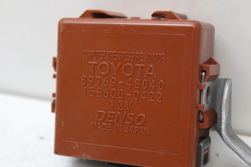 08-13 Toyota Highlander Tire Pressure System TPMS Control Module OEM 89769-48040 - Picture 2 of 4