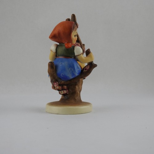 Vintage Hummel Goebel 141 Apple Tree Girl W Germany Porcelain Figurine TMK 3 - Picture 4 of 15