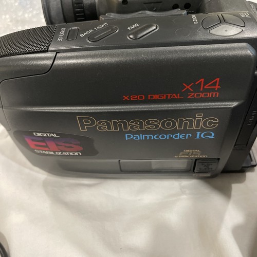 Panasonic Palmcorder IQ PV-IQ405 mit Akku/Ladegerät/Fernbedienung/Genfer Gehäuse. UNGETESTET - Bild 1 von 10