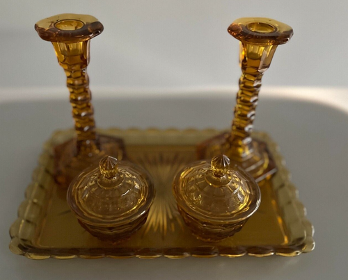 VINTAGE ART DECO AMBER GLASS VANITY DRESSING TABLE SET - Picture 2 of 2