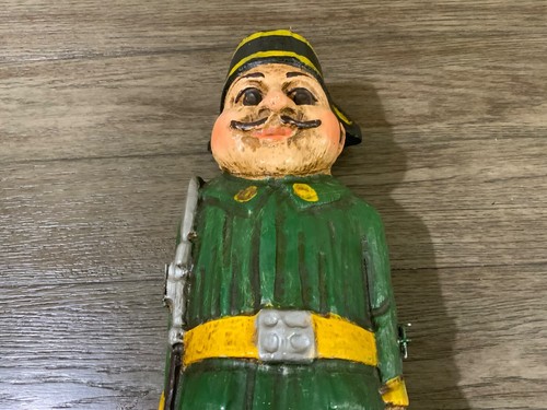 Vintage Wooden Soldier Wine Bottle Holder - Picture 9 of 11