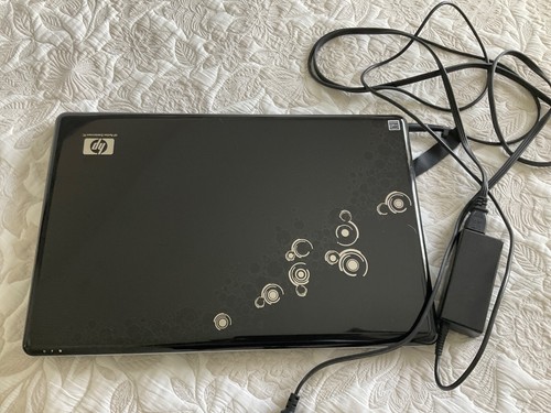 HP Pavilion dv7 Notebook PC AMD Turion 11 Dual-Core Mobile M520 2.30 GHz 64 bit