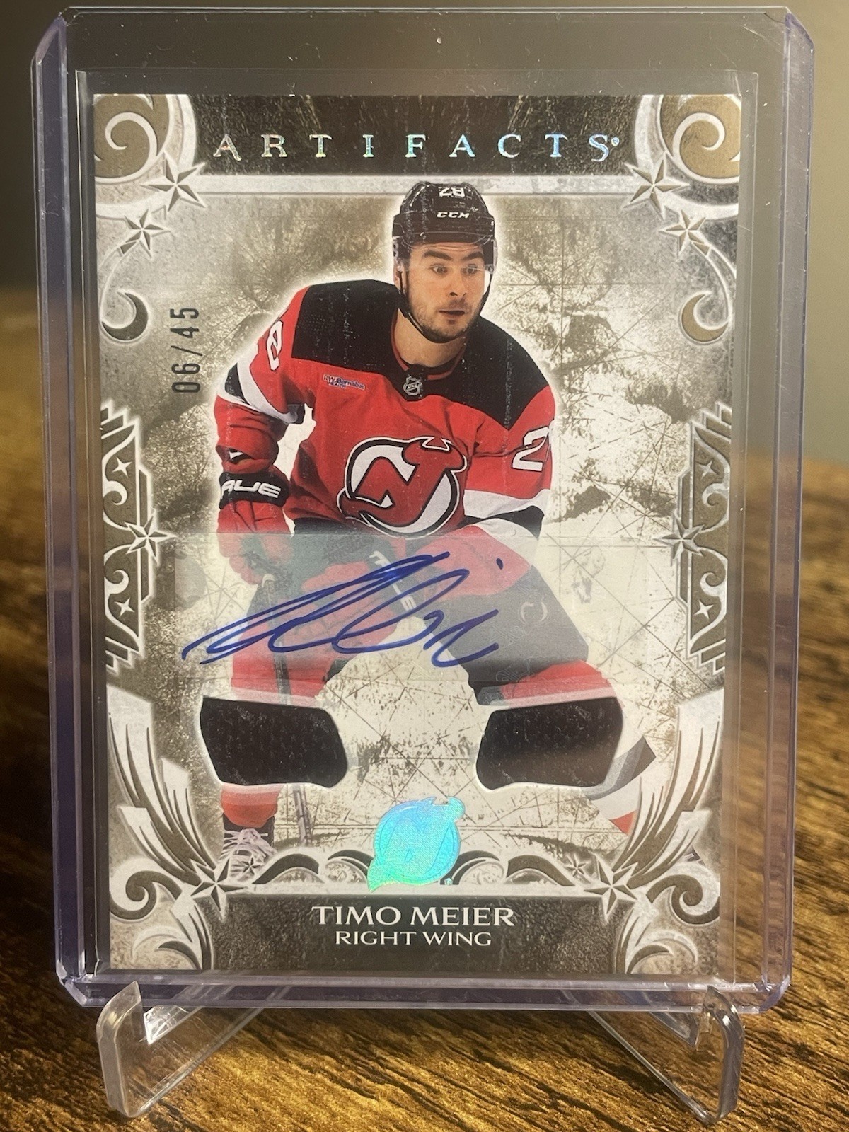Timo Meier 2024-2025 UD Artifacts Gold Auto Materials /45 No. 144