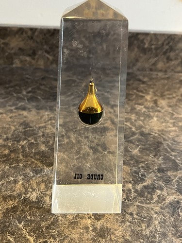 Vintage Rohöltropfen in klarem Plexiglas oder Acryl Briefbeschwerer Briefbeschwerer - Bild 6 von 12