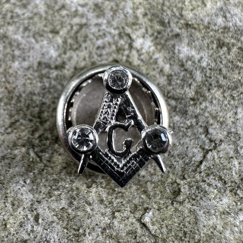 ORIGINAL Antique 10K White Gold Masonic Screw Back Small Size Lapel Pin - Picture 2 of 3