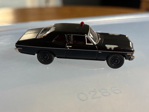 Greenlight Hollywood Hunter 1969 Police Car - Picture 2 of 9