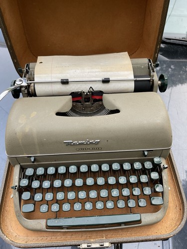 1950’s Remington Quiet-Riter typewriter w/case DESERT SAGE Color Working Read - Picture 4 of 8