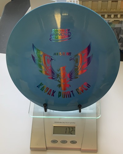 Innova Used Shryke blue With rainbow Foil 172g - Picture 1 of 4