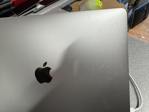 Apple MacBook Pro A1708 Retina 13.3" 2017 Core i5 256GB SSD 8GB Ram 2.3GHz - Picture 9 of 12