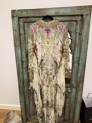 Camilla Long Sleeve Long Cape Vintage Excellent OS Japanese - Picture 2 of 13