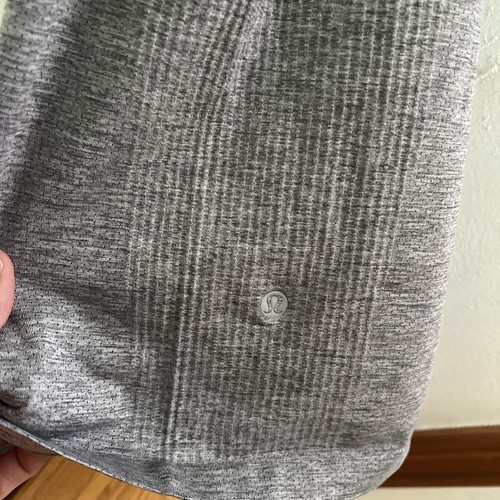 Top deportivo de manga corta gris Lululemon para hombre talla grande - Imagen 11 de 24