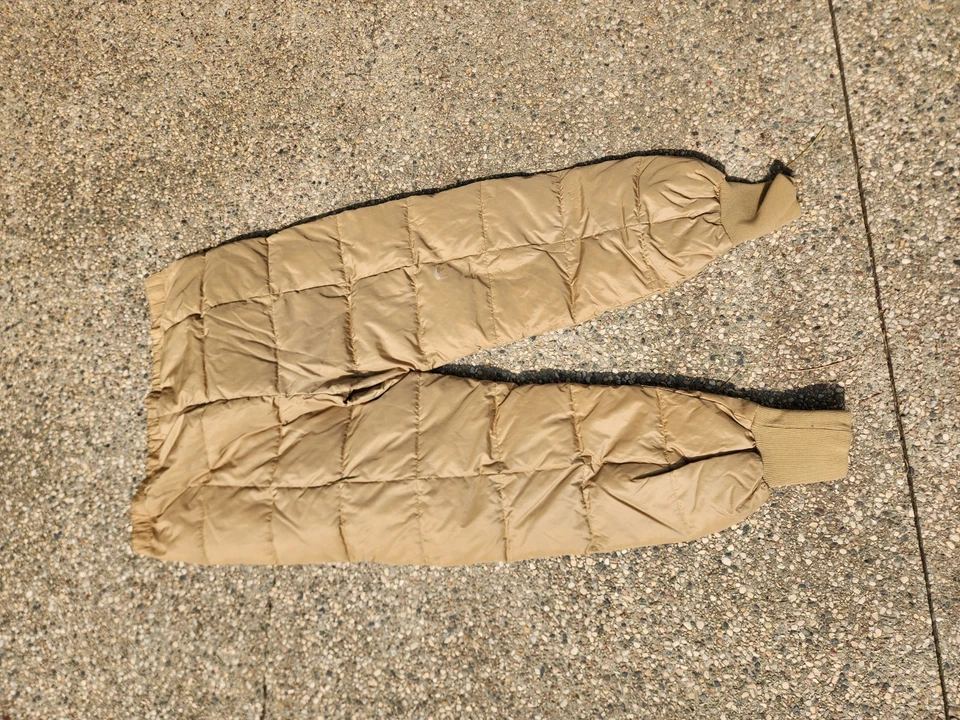 Pantalones de caza acolchados vintage de plumón de ganso Cabelas años 80 con aislamiento para hombre talla mediana Foto 4 de 4