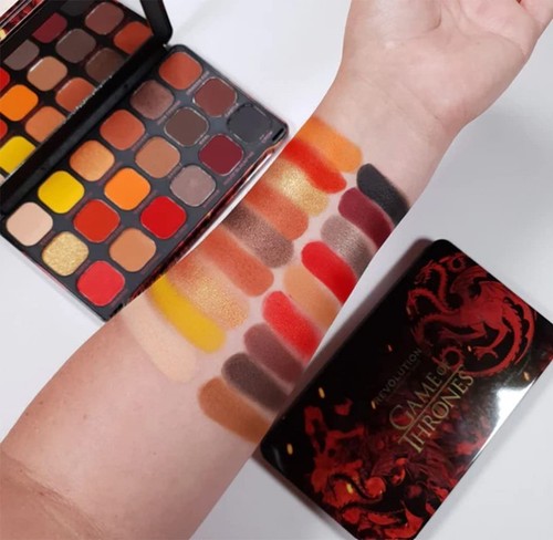 Makeup Revolution X Game Of Thrones MOTHER OF DRAGONS Eyeshadow Palette BNIB - Picture 6 of 8
