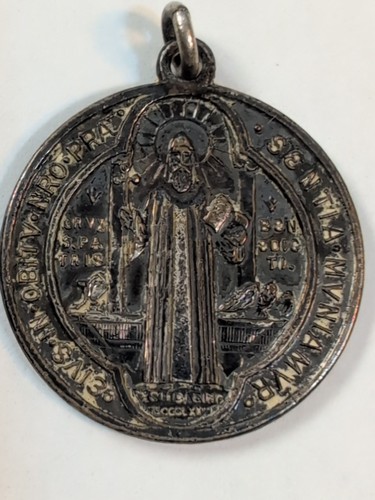Vintage Catholic St Benedict Religious Medal Pendant Exorcism SXSM Casino - Picture 24 of 24