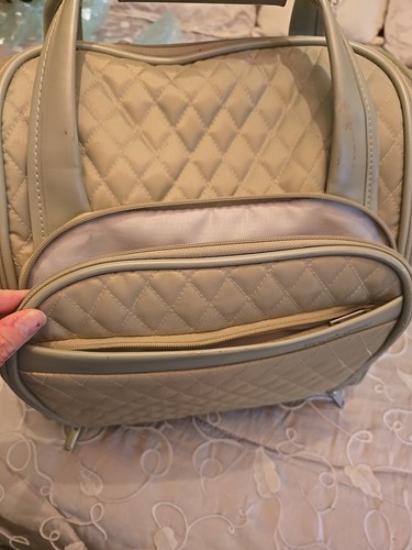 Brookstone Carry On Bag with Wheels Beige 13 in wide x 15 in tall x 9 in deep - Picture 12 of 24